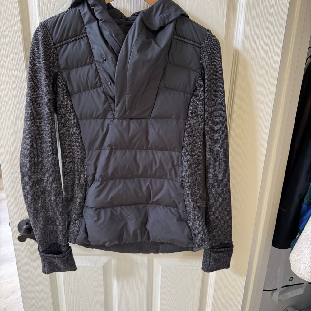 Lululemon Fluff Off Pullover Black/Heathered Herringbone Heathered Black, Size 4 - Picture 8 of 9